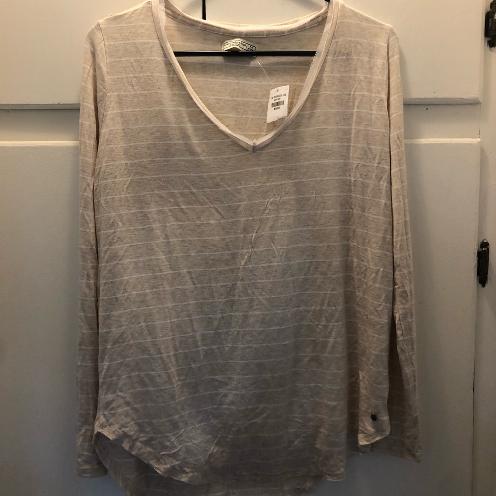 NWT Abercrombie and Fitch shirt